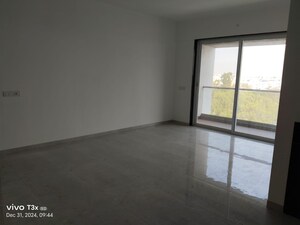 Room in 3 BHK Apartment at Rathi Yashodhan Elite, Aundh – for Rent