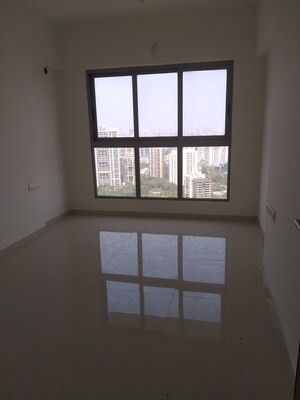 Room in 3 BHK Apartment at Anmol Fortune, Goregaon East – for Rent