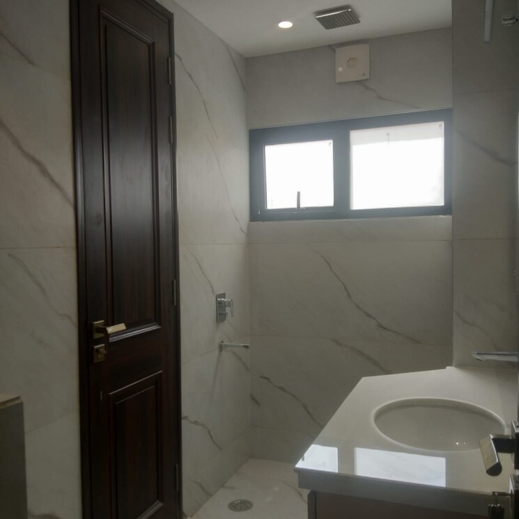 Bathroom, sector 9 1 Bedroom 750 Sq.Ft. Builder Floor In Sector 9 Gurgaon 9532391