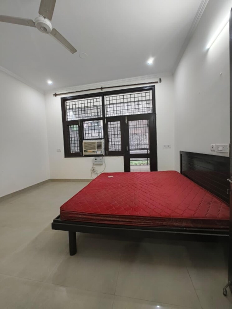 Bedroom, ss-mayfield-gardens 3 Bedroom 432 Sq.Yd. Builder Floor In Sector 51 Gurgaon 9532537