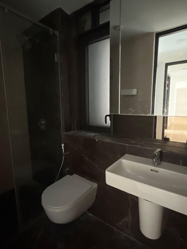 Team Area, lodha-the-park 3 Bedroom 1090 Sq.Ft. Apartment In Worli Mumbai 9532386