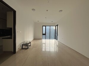 Room in 3 BHK Apartment at Lodha The Park, Worli – for Rent