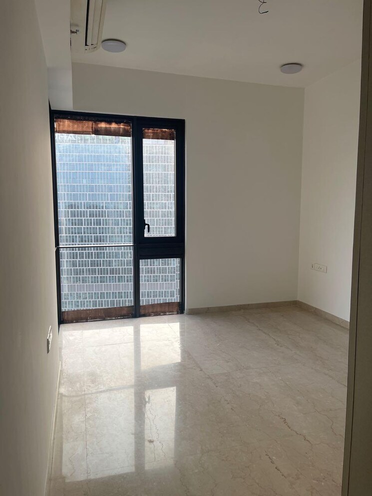 Room, lodha-the-park 3 Bedroom 1090 Sq.Ft. Apartment In Worli Mumbai 9532386