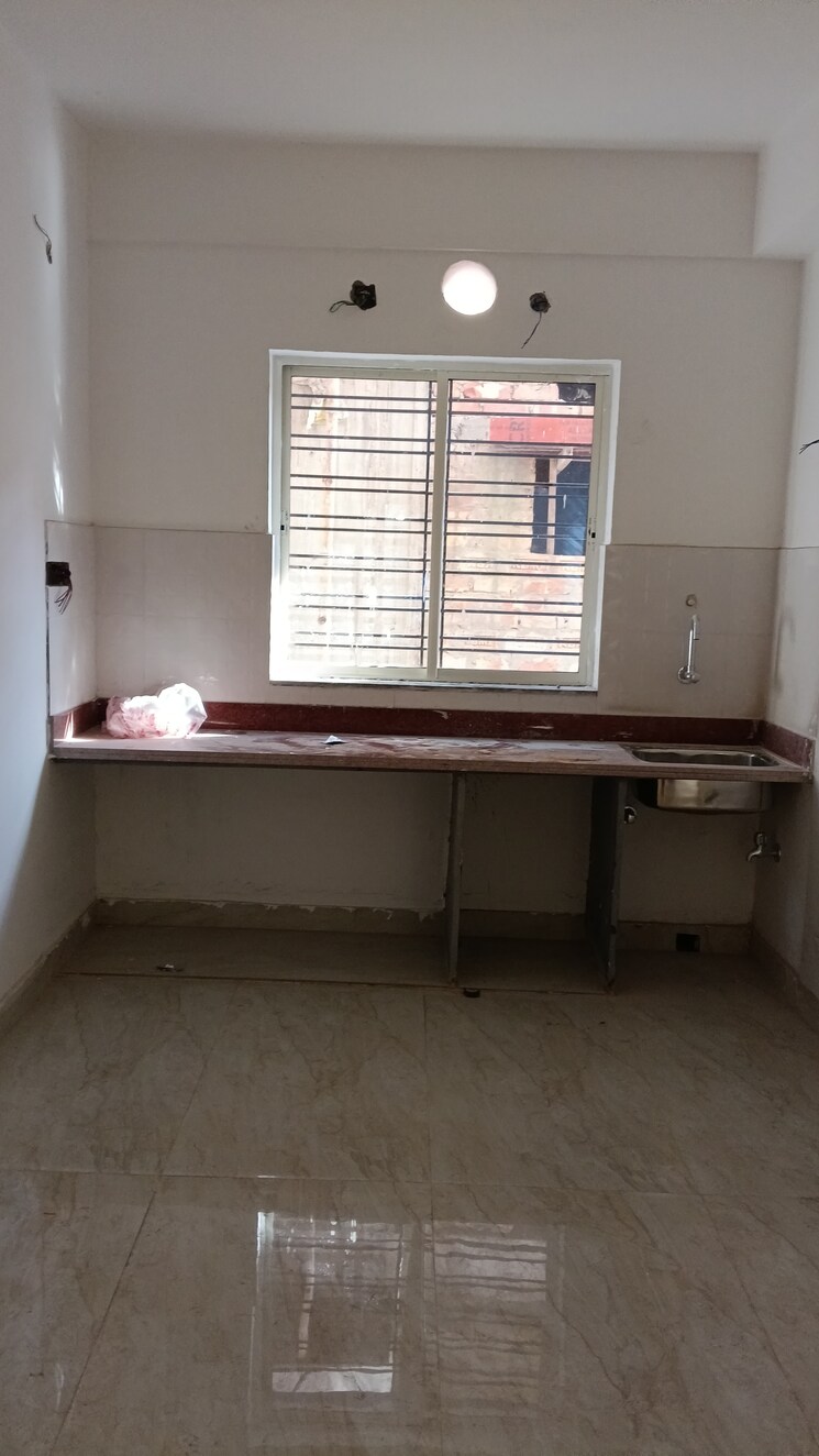 Kitchen, kristi-villa 2 Bedroom 901 Sq.Ft. Apartment In Chinar Park Kolkata 9532424