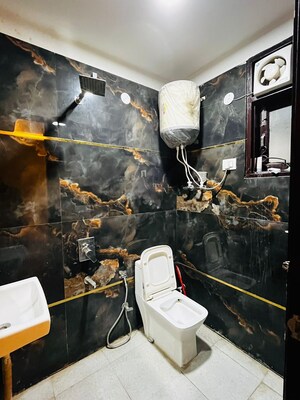 Master Bedroom in 2 BHK Builder Floor at Saket – for Rent