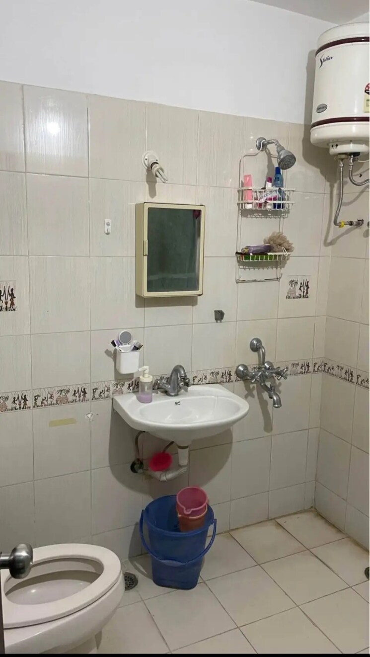 Bathroom, kondapur 2 Bedroom 1250 Sq.Ft. Apartment In Kondapur Hyderabad 9532405