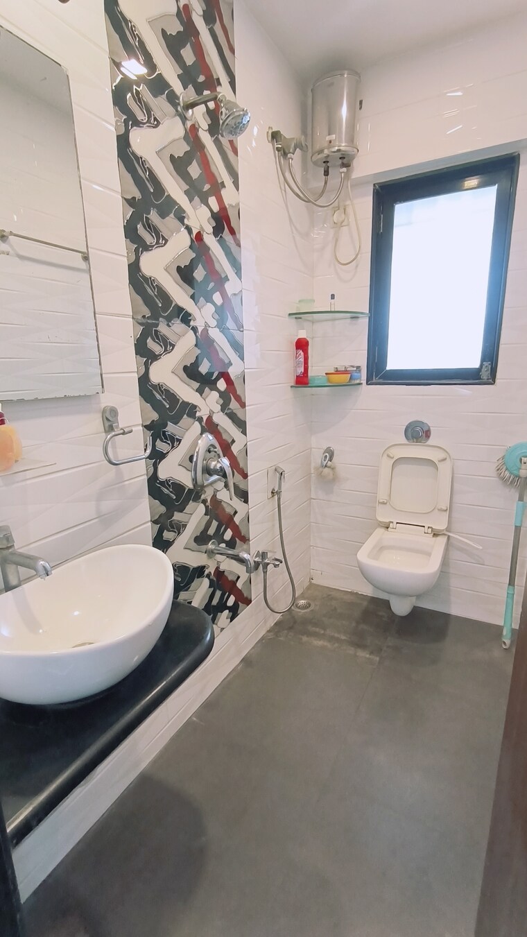 Bathroom, atlanta-heights 2 Bedroom 1500 Sq.Ft. Apartment In Prabhadevi Mumbai 9532523