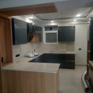 Kitchen in 1 BHK Builder Floor at Sector 9 – for Rent