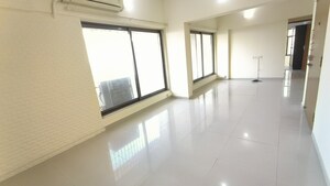 Room in 2 BHK Apartment at Atlanta Heights, Prabhadevi – for Rent