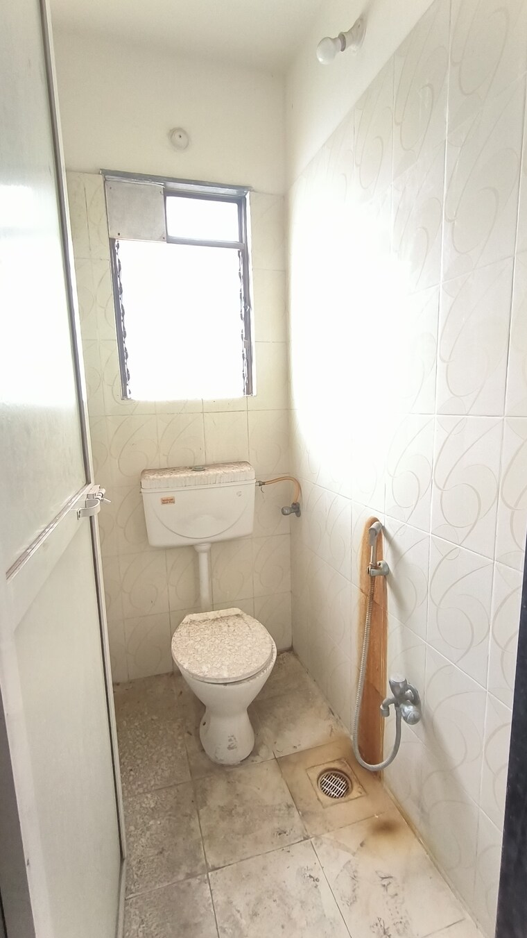 Bathroom, atlanta-heights 2 Bedroom 1500 Sq.Ft. Apartment In Prabhadevi Mumbai 9532547