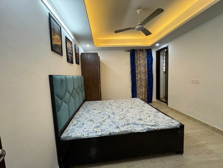 Master Bedroom, freedom fighters enclave 1 Bedroom 450 Sq.Ft. Apartment In Freedom Fighters Enclave Delhi 9532572