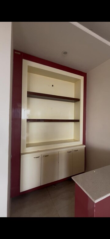 Furnished Amenities in 3 BHK Apartment at Pir Machalla – for Rent