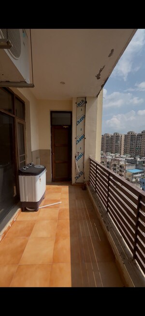 Balcony in 3 BHK Apartment at Pir Machalla – for Rent