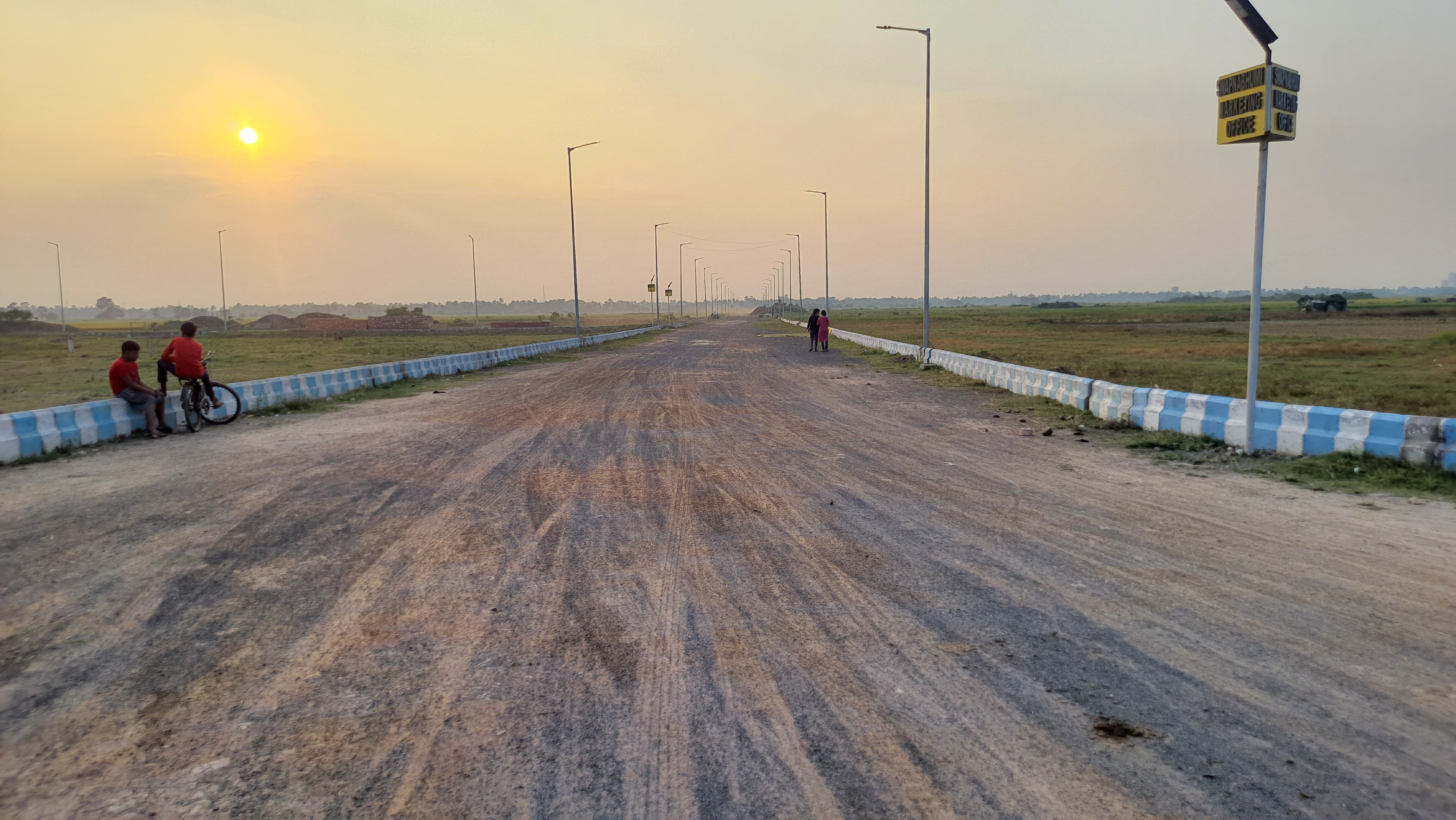 Plot For Sale in Agarpara