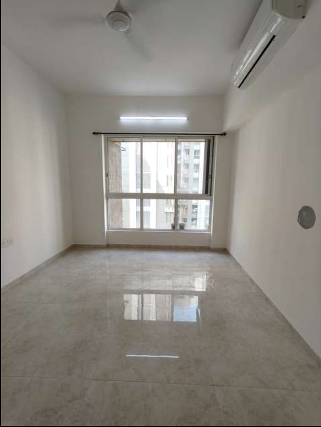 2 BHK + Pooja Room Apartment For Rent in Lodha Amara Tower 44