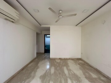 Room in 3 BHK Apartment at Prabhadevi CHS, Prabhadevi – for Rent