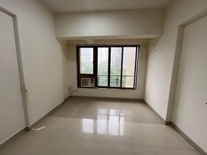 Room in 3 BHK Apartment at Prabhadevi CHS, Prabhadevi – for Rent