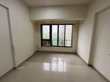 Room in 3 BHK Apartment at Prabhadevi CHS, Prabhadevi – for Rent
