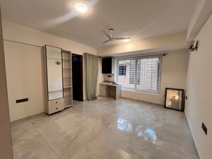 Room in 4 BHK Apartment at Sindhi Colony Ulsoor, Halasuru – for Rent