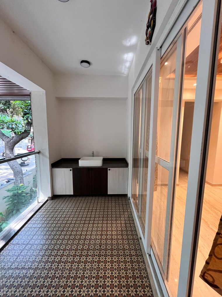 Balcony, sindhi-colony-ulsoor 4 Bedroom 3240 Sq.Ft. Apartment In Halasuru Bangalore 9532654