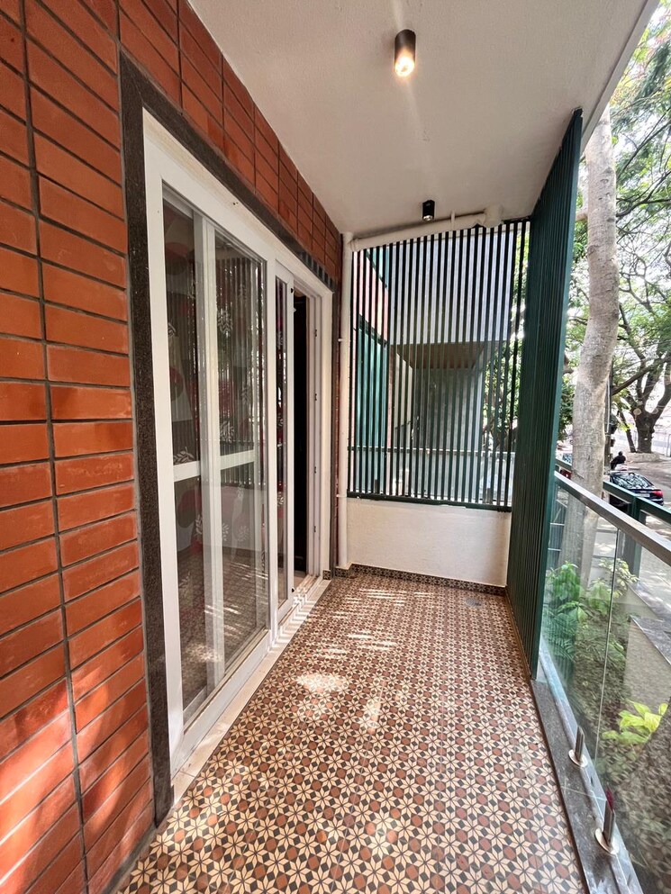 Balcony, sindhi-colony-ulsoor 4 Bedroom 3240 Sq.Ft. Apartment In Halasuru Bangalore 9532654