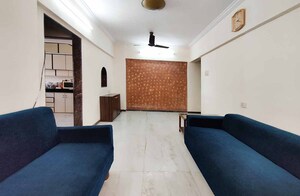 Bedroom in 2 BHK Apartment at Krishna Apartments Kandivali, Kandivali West – for Rent