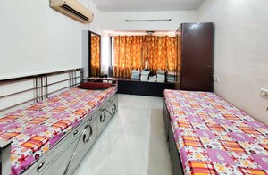 Bedroom in 2 BHK Apartment at Krishna Apartments Kandivali, Kandivali West – for Rent