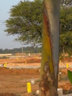 Plot For Sale in Manneguda