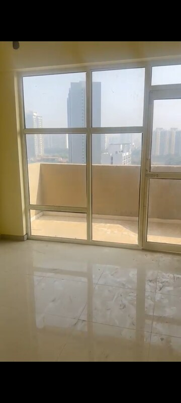 2 BHK Apartment For Sale in Pyramid Heights, Sector 85