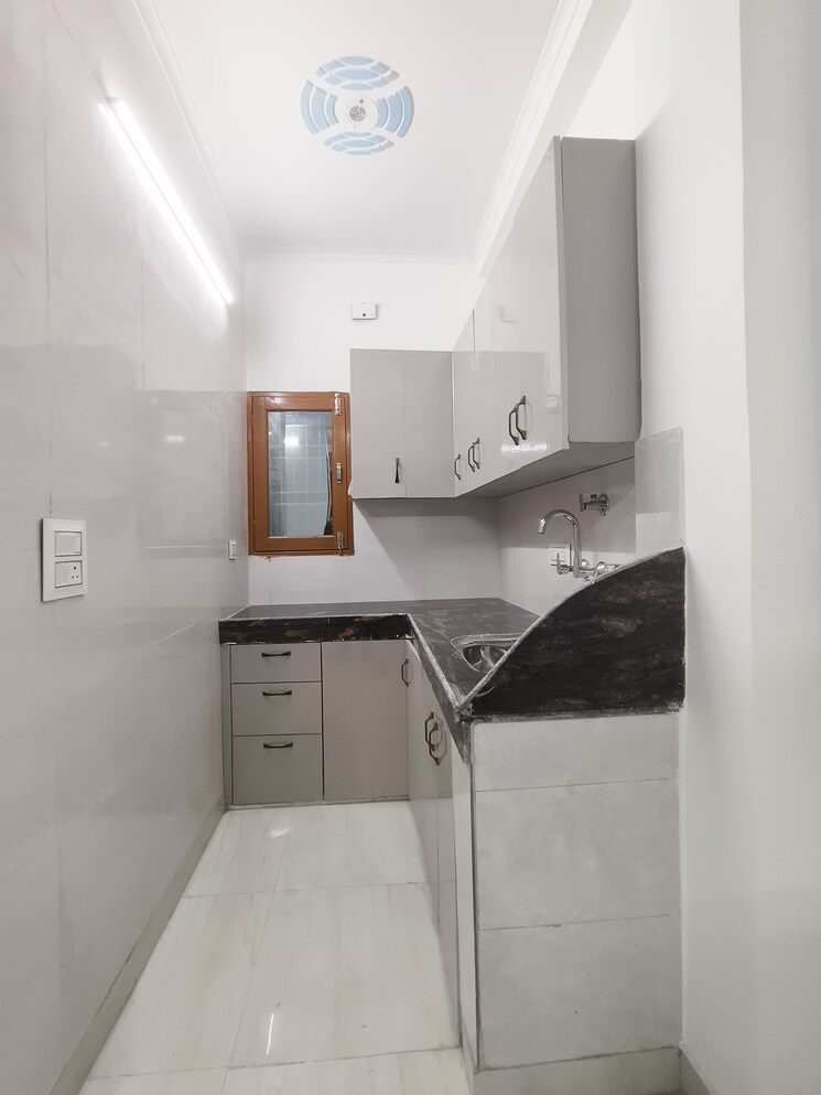 Kitchen, dwarka mor 2 Bedroom 585 Sq.Ft. Builder Floor In Dwarka Mor Delhi 9532828