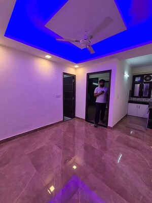 Living Room in 1 BHK Builder Floor at Chattarpur – for Rent