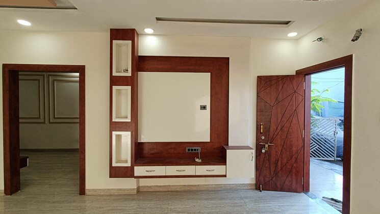 Room, nipania 3 Bedroom 2300 Sq.Ft. Independent House In Nipania Indore 9532883