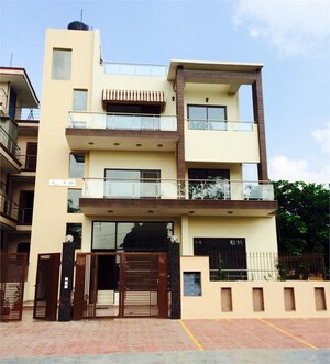 3 BHK Independent House – Exterior View View at Sector 4 - for Rent