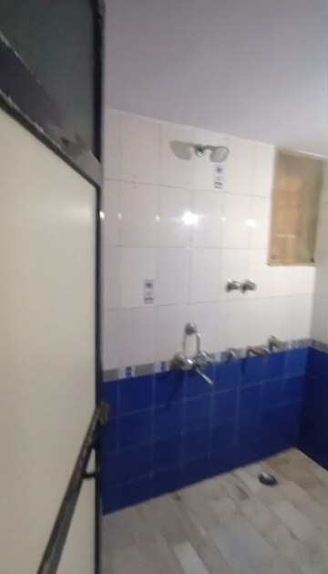Attached Bathroom in 1 BHK Apartment at Shivaji Nagar – for Rent