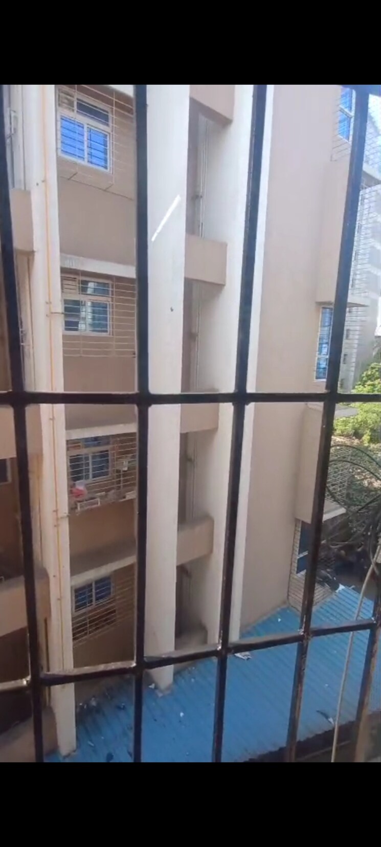 Balcony, shivaji nagar 1 Bedroom 600 Sq.Ft. Apartment In Shivaji Nagar Thane 9532989