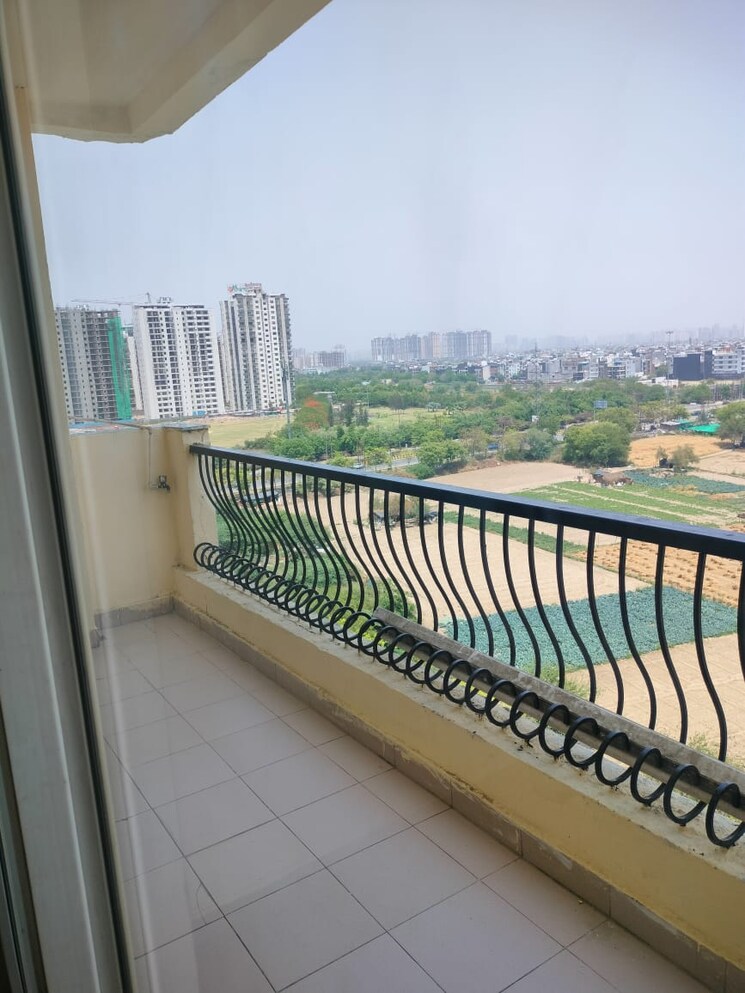 Balcony, nimbus-the-hyde-park 3 Bedroom 1320 Sq.Ft. Apartment In Sector 78 Noida 9532998