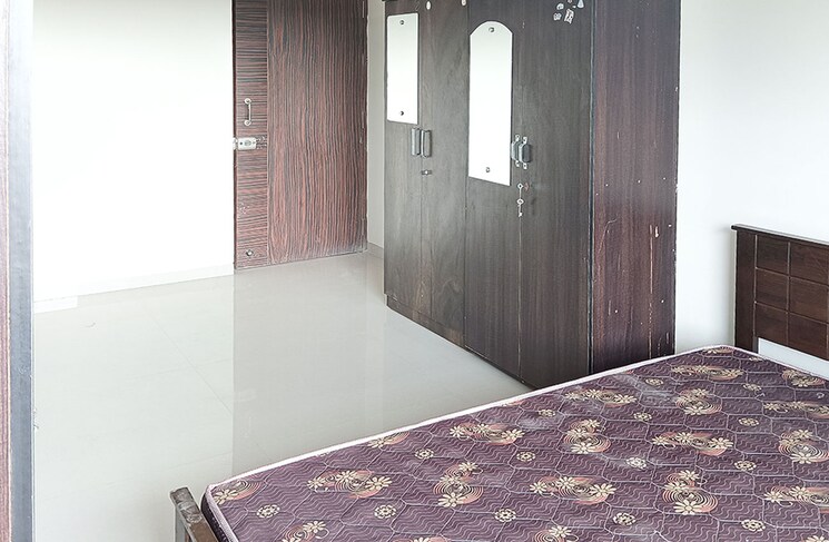 Room, kurla west Pg For Boys In Kurla West 9532978