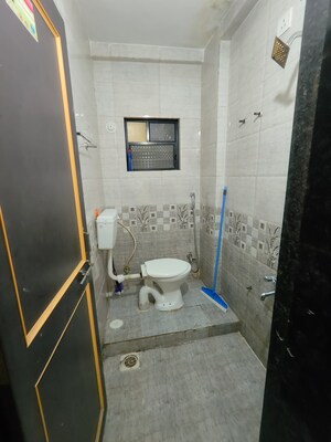 Bathroom in 1 BHK Apartment at Wadgaon Sheri – for Rent