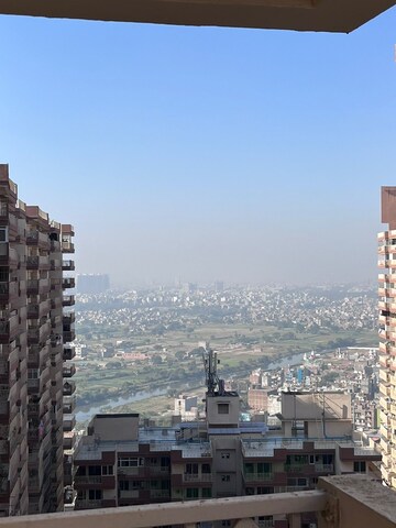 2 BHK Apartment – Exterior View View at Gaur City 7th Avenue, Sector 4 Greater Noida - for Rent
