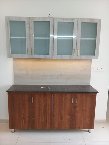 Furnished Amenities in 3 BHK Apartment at SBR Keerthi, Old Madras Road – for Rent