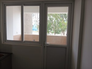 Room in 3 BHK Apartment at SBR Keerthi, Old Madras Road – for Rent