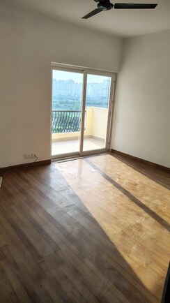 2 BHK + Pooja Room Apartment For Sale in Ajnara Homes