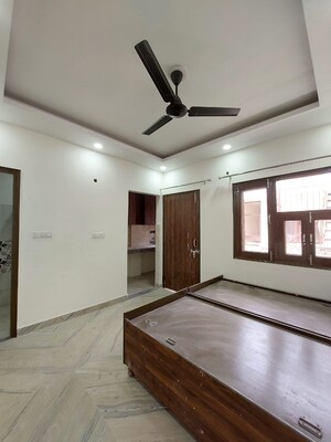 Room in 1 BHK Apartment at Aadharshila Apartment, Sarita Vihar – for Rent