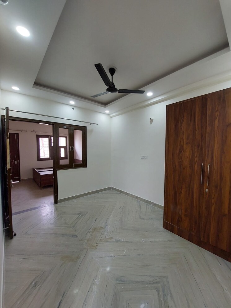 Room, aadharshila-apartment 1 Bedroom 400 Sq.Ft. Apartment In Sarita Vihar Delhi 9533335