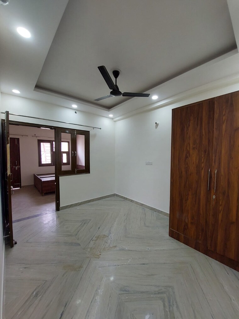 Room, aadharshila-apartment 1 Bedroom 400 Sq.Ft. Apartment In Sarita Vihar Delhi 9533335