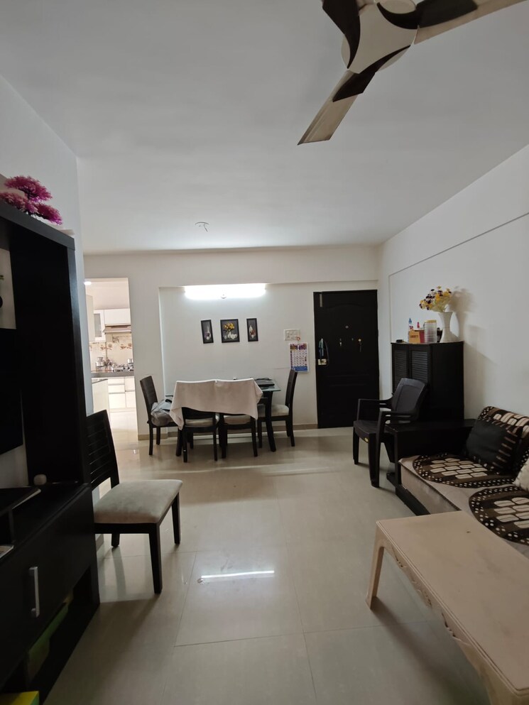 Living Room, narhe 2 Bedroom 900 Sq.Ft. Apartment In Narhe Pune 9533393