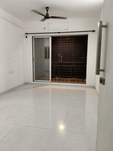 2 BHK Apartment For Sale in Shamik Elanza Santacruz, Vakola