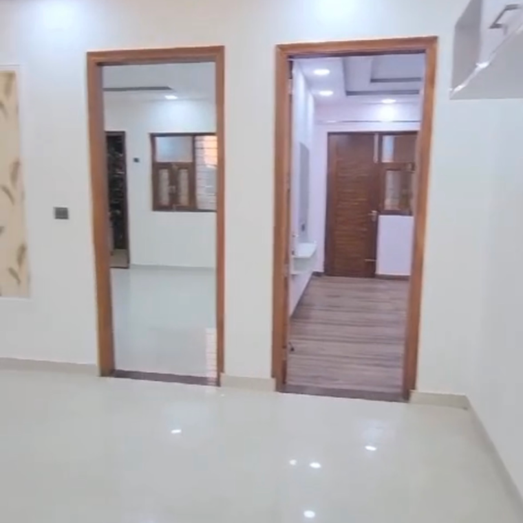 Room, sector 85 4 Bedroom 320 Sq.Ft. Builder Floor In Sector 85 Faridabad 9533418