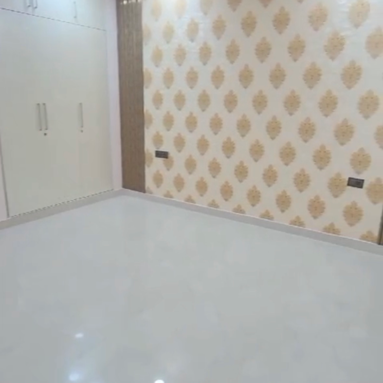 Room, sector 85 4 Bedroom 320 Sq.Ft. Builder Floor In Sector 85 Faridabad 9533418