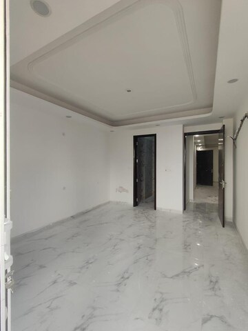 Room in 3 BHK Apartment at Palm Residency Chhatarpur, Chattarpur – for Rent